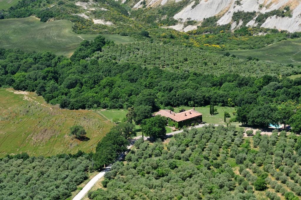 Вілла Agriturismo Le Macchie Монтіккєлльо Екстер'єр фото